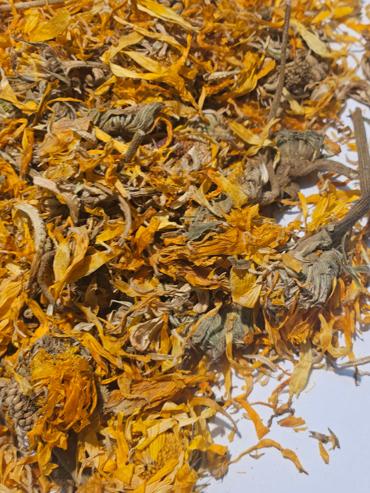 Tørket ringblomst (Marigold). 100% naturlig råvare, ingen tilsetninger.
