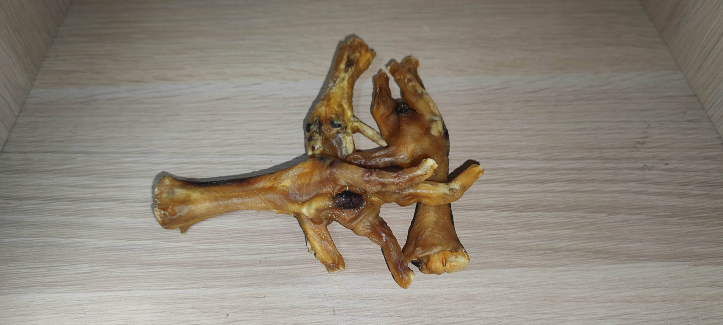 Forhåndssalg 10%, utsending fra uke 33/34! Spirit of Wild chews chicken feet (Oversettelse kommer)