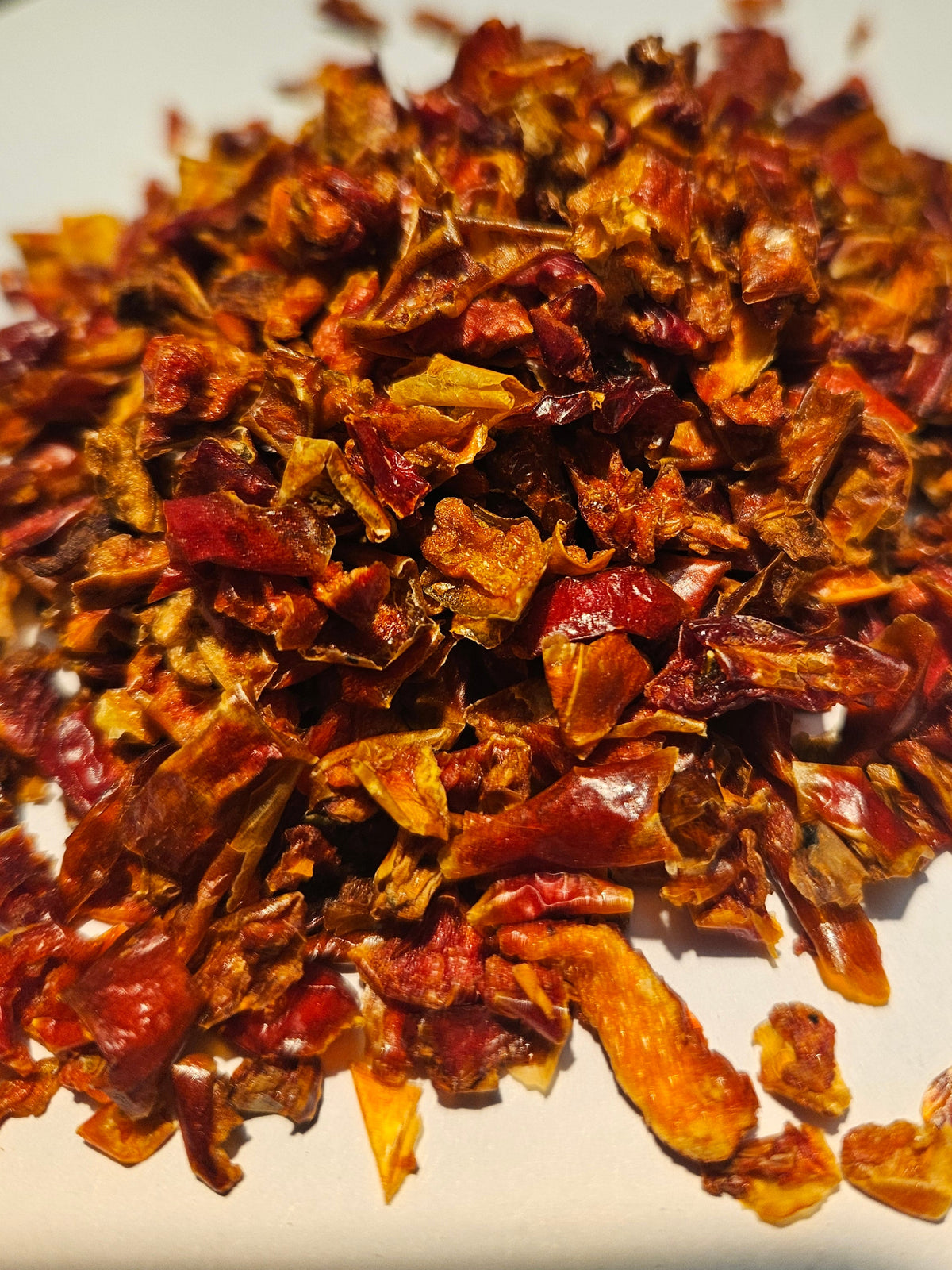 Utgående vare, 50% rabatt! Tørkede biter av rød paprika. 100% naturlig råvare, ingen tilsetninger.