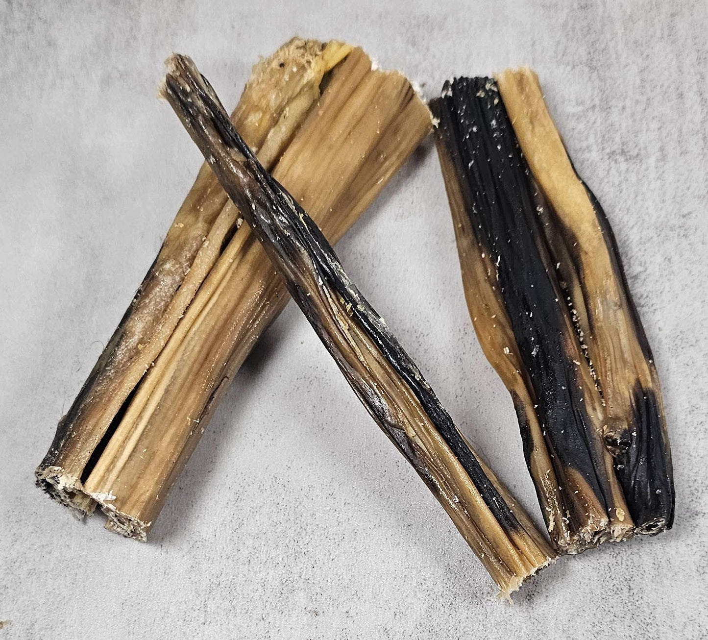 Forhåndssalg 10%, utsending fra uke 33/34! Spirit of Wild Chew Rabbit Skin (Oversettelse kommer)
