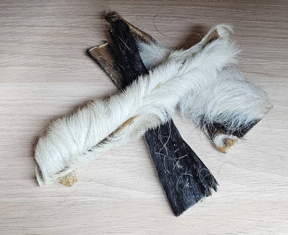 Forhåndssalg 10%, utsending fra uke 33/34! Spirit of Wild chews beef scalp with fur (Oversettelse kommer)