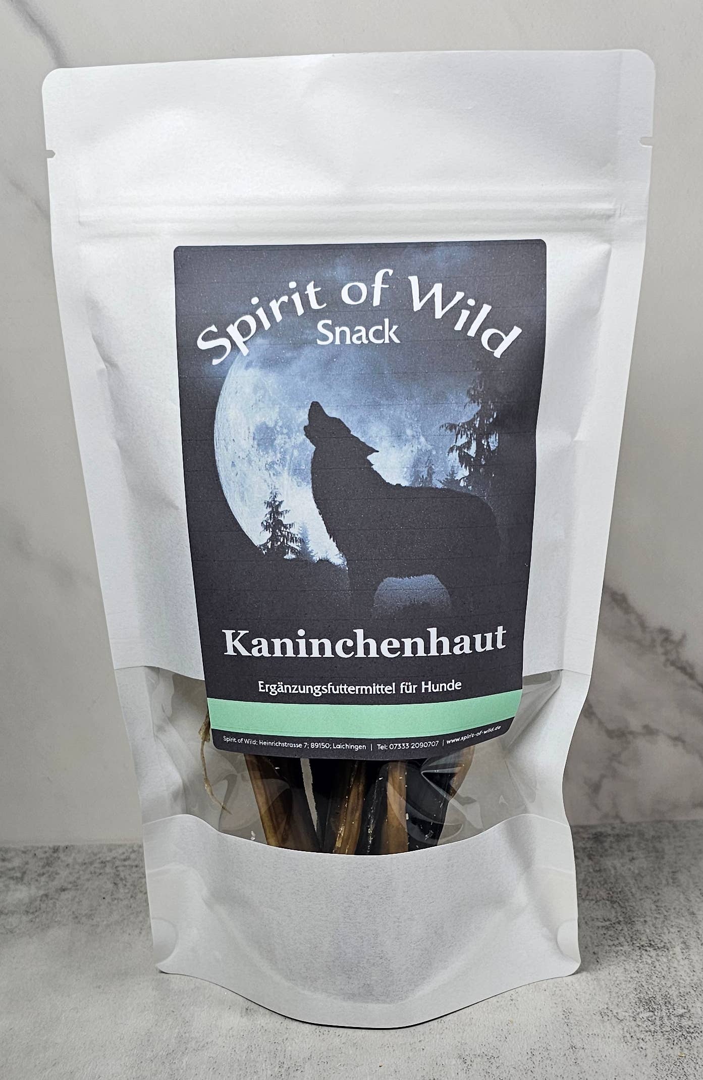Forhåndssalg 10%, utsending fra uke 33/34! Spirit of Wild Chew Rabbit Skin (Oversettelse kommer)
