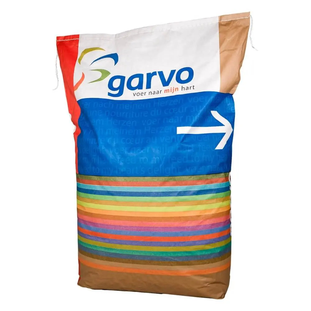 "Garvo 5145 Mikset korn + Knust mais + Solsikkefrø"- Kornblanding for voksne høns. GMO-fritt.